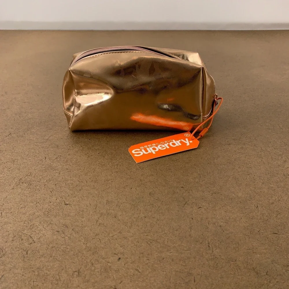 Superdry Women's Pink Camo Medium Cosmetic Wash Bag NWT